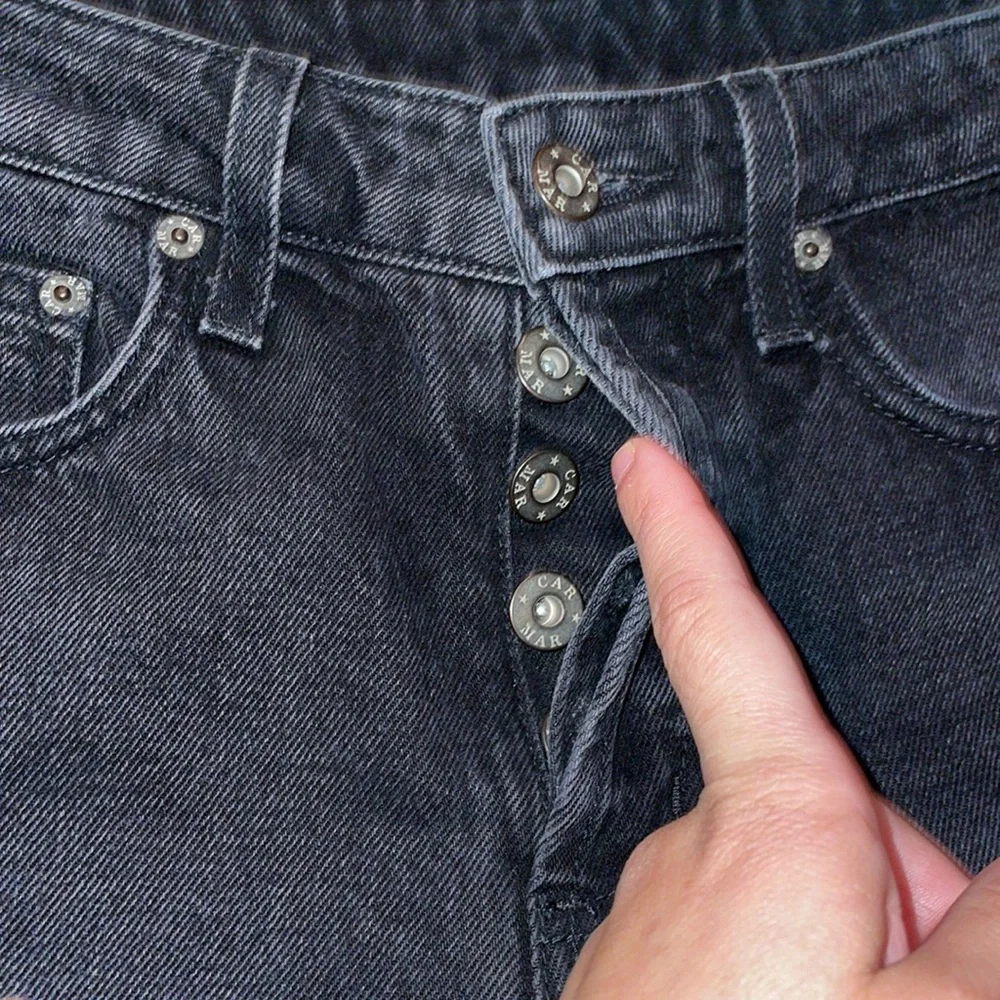 Carmar Black Studded Button Fly Jeans SZ 24 EUC - Picture 4 of 4